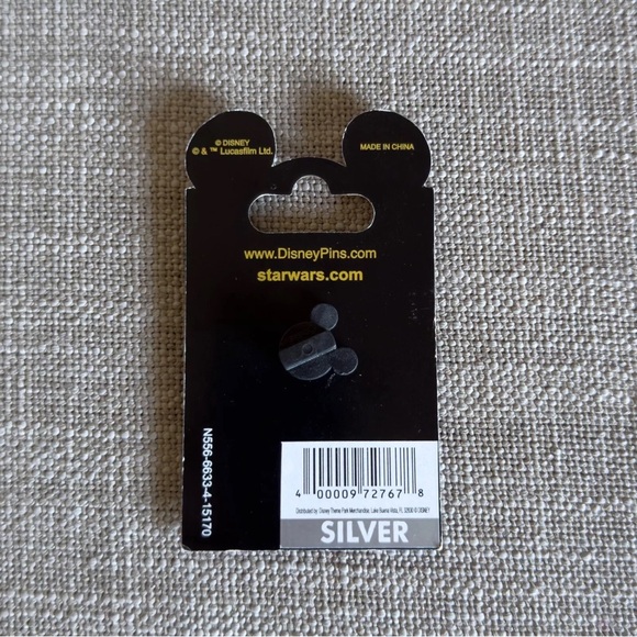 Brand New 2015 Disney Pin Star Wars Trick or Treat Glow in the Dark Halloween - Picture 2 of 6